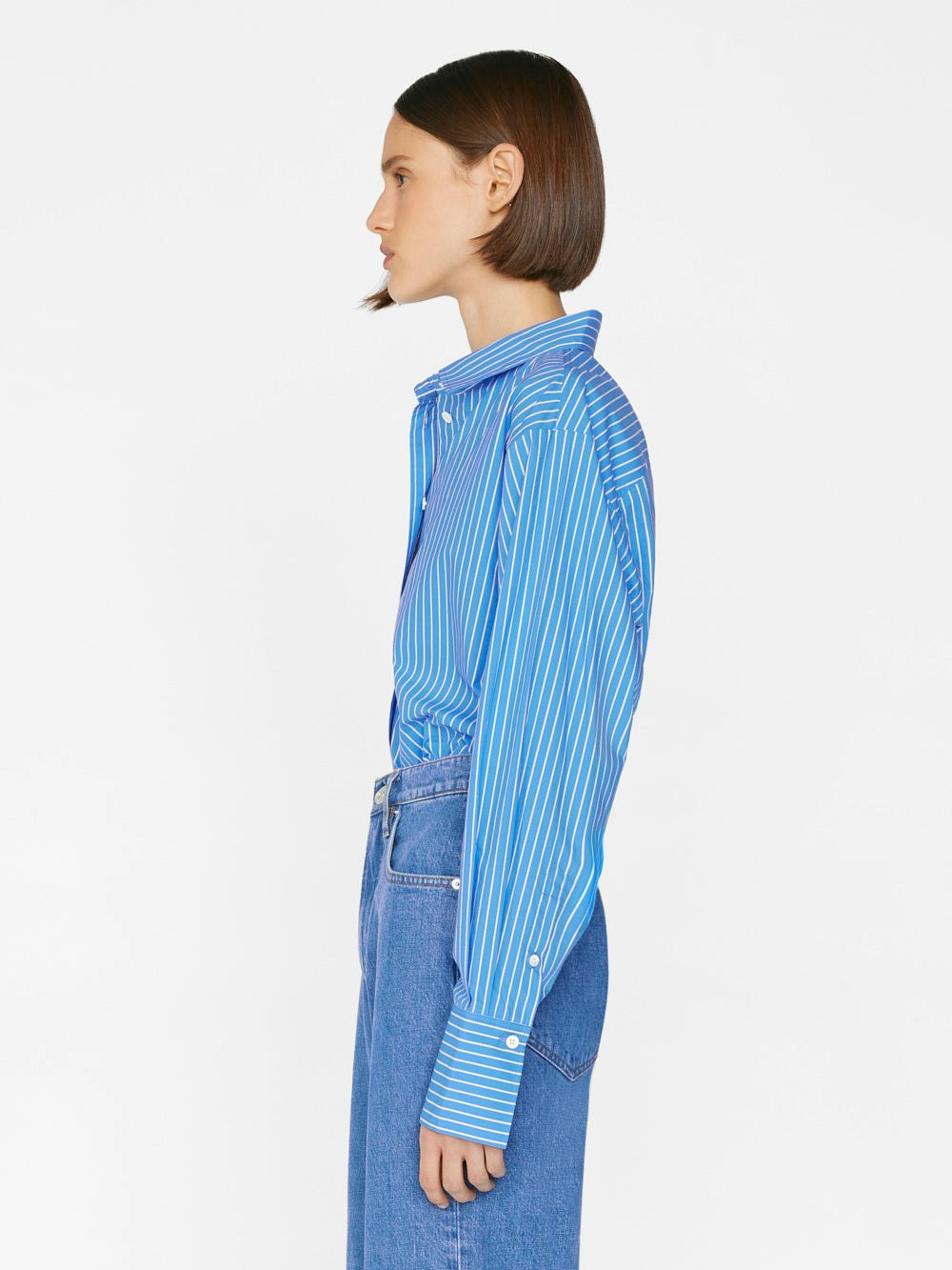 shirt side view alt:fit1